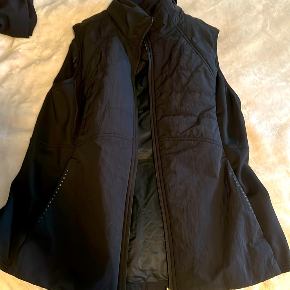 Lululemon detachable vest